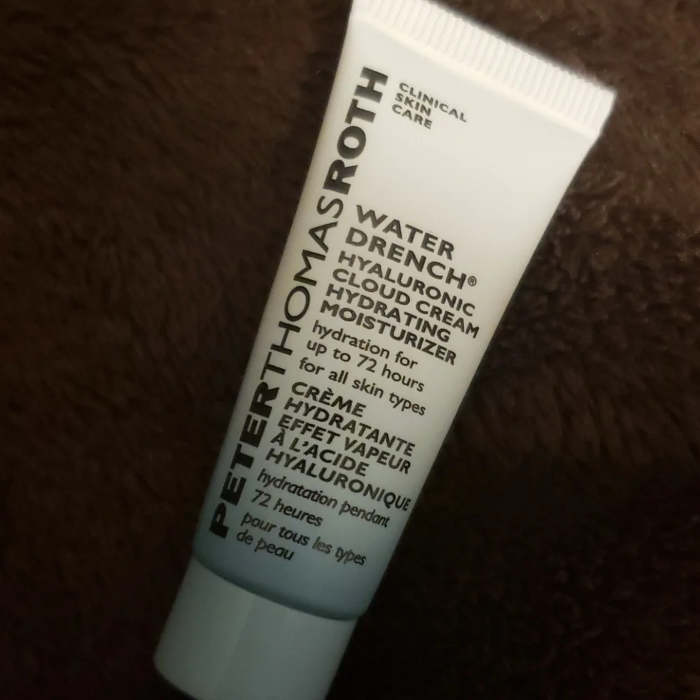 PETER THOMAS ROTH WATER DRENCH CLOUD CREAM.